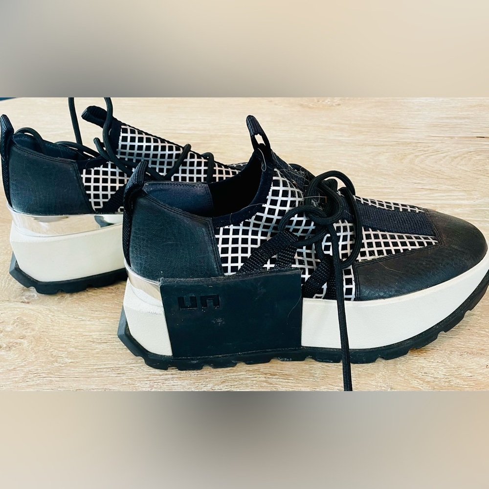 Black and White Women's Platform Sneakers